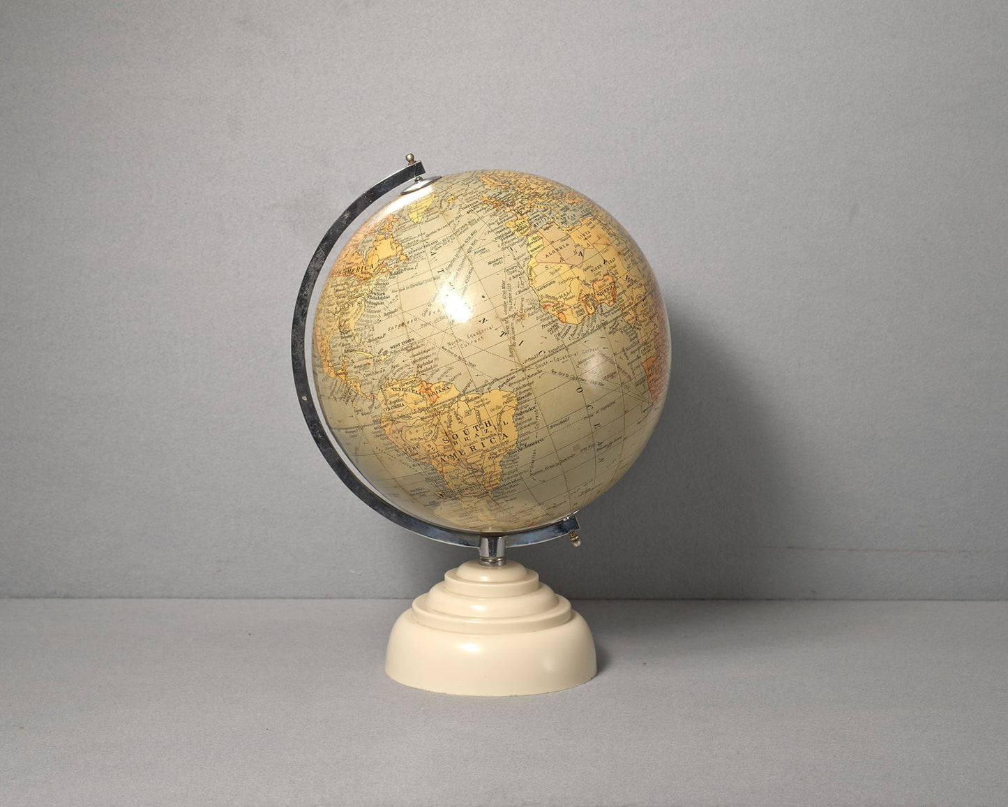 A 10 inch Geographia Table Globe, circa 1960 - Luke Honey | Antiques, Chess, Backgammon & Games