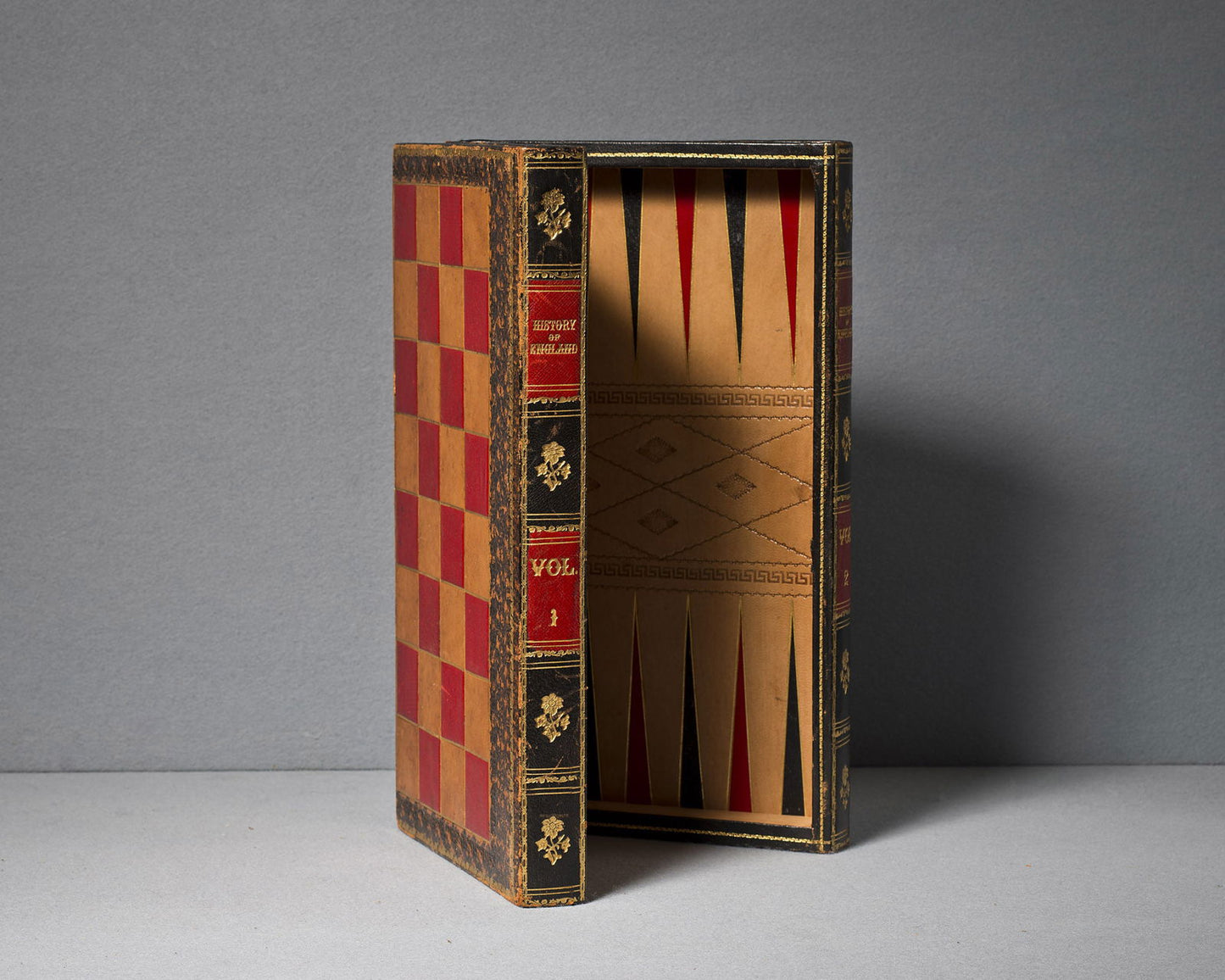 An English Leather Games Board, circa 1890 - Luke Honey | Antiques, Chess, Backgammon & Games