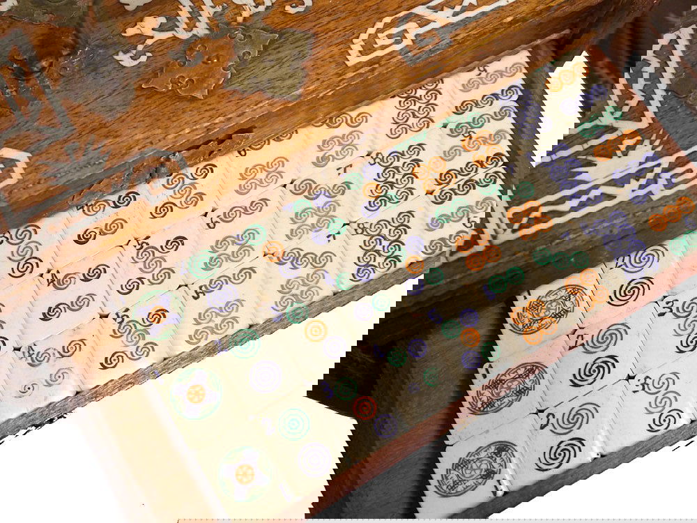 Chinese Export Mahjong Set, Shanghai, 1920s - Luke Honey | Antiques, Chess, Backgammon & Games