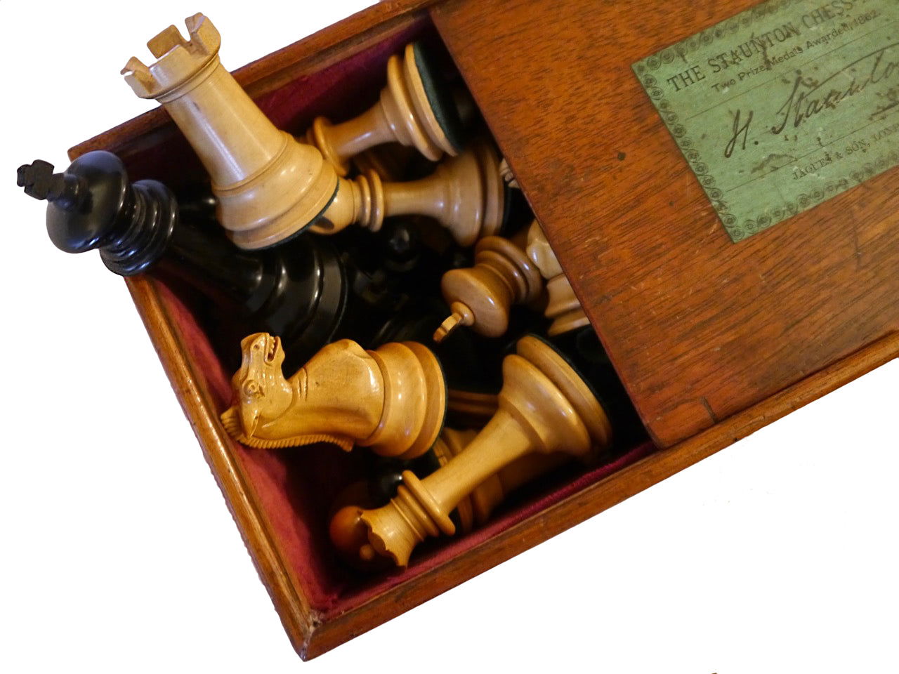 Jaques Staunton Boxwood Chess Set, 1870-75 - Luke Honey | Antiques, Chess, Backgammon & Games