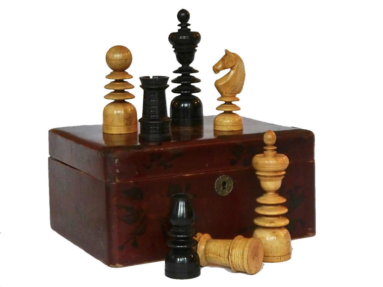 St. George Pattern Chess Set Antique St George Chess Set, 19th Century I Luke Honey Ltd I Antique ...