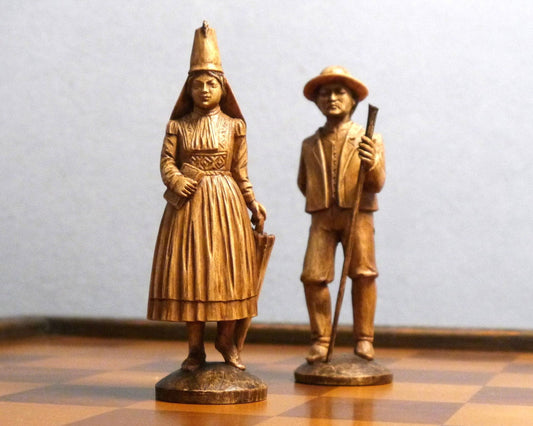 Bavarian Pearwood Chess Set, circa 1930 - Luke Honey | Antiques, Chess, Backgammon & Games