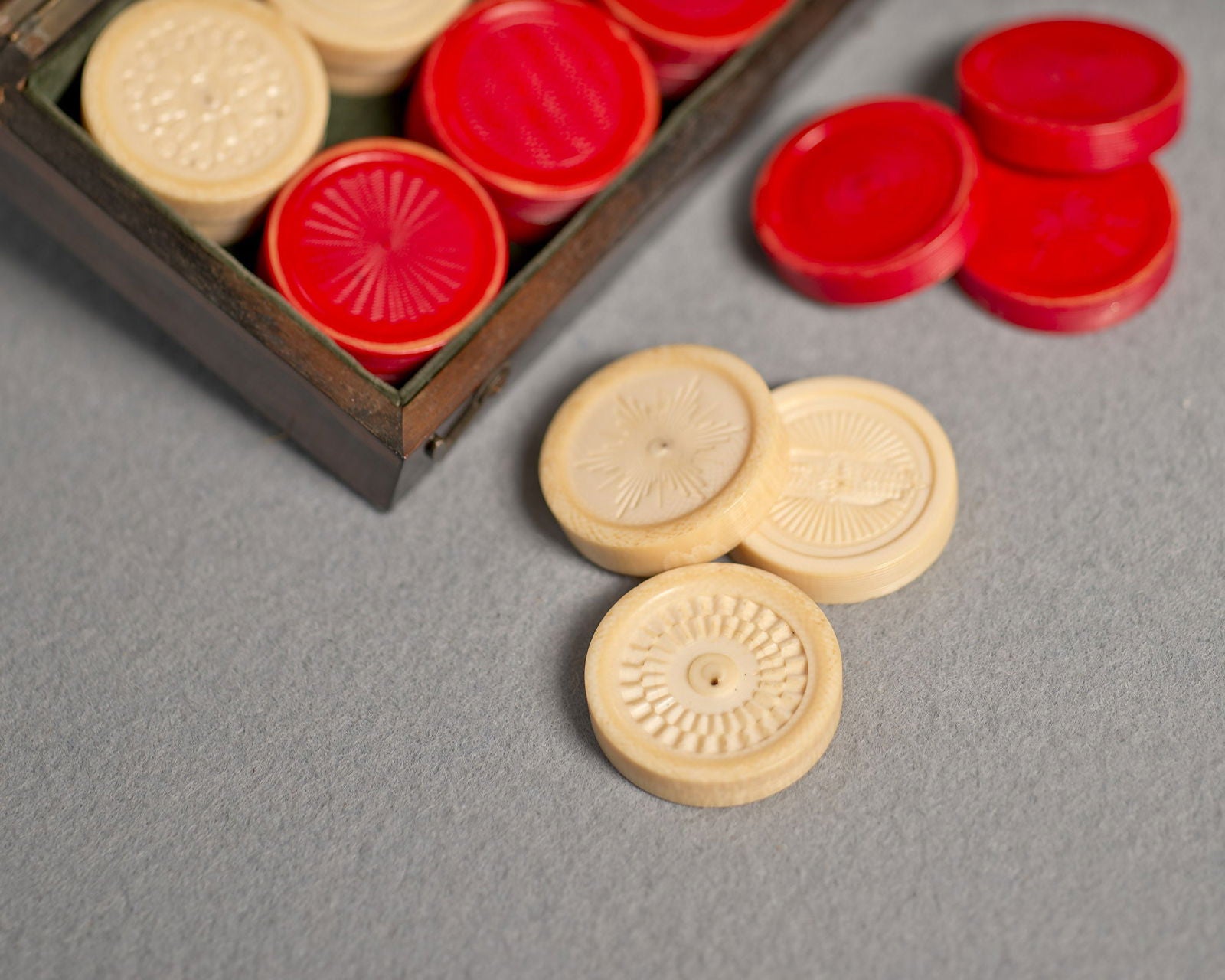 Holtzapffel Ivory Games Counters, circa 1850 - Luke Honey | Antiques, Chess, Backgammon & Games