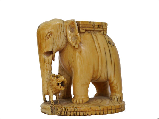 Indian 'Tiger Hunt' Chess King, circa 1790 - Luke Honey | Antiques, Chess, Backgammon & Games