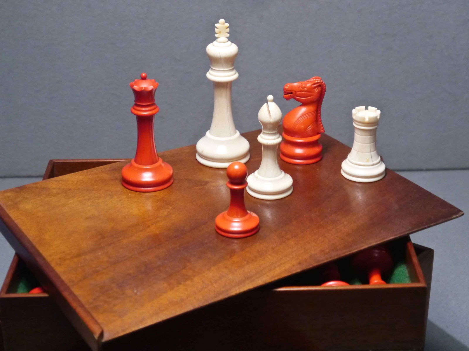 Staunton Ivory Chess Set, circa 1930 - Luke Honey | Antiques, Chess, Backgammon & Games