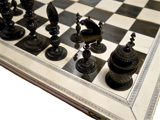 Vizagapatam Chess Set & Board, circa 1830 - Luke Honey | Antiques, Chess, Backgammon & Games