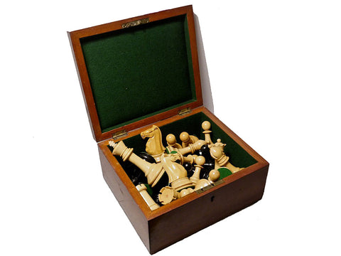Fine Staunton Chess Set (in the Jaques Style)