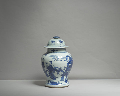 A Chinese Export Blue and White Vase