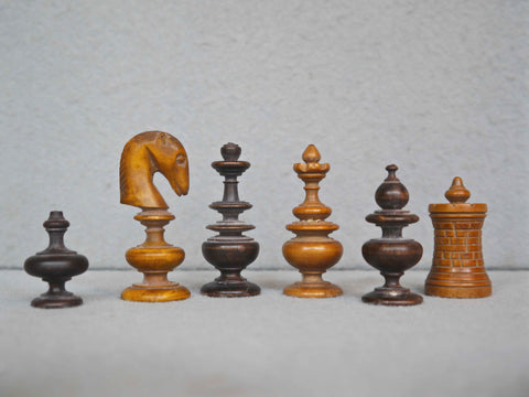 Rare Early English Chess Set, circa 1700