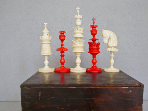 German “Selenus” Bone Chess Set, circa 1800